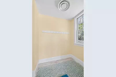 342 Boulevard Boulevard, Middletown, RI 02842 - Photo 21