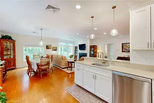 1404 S County Trl, East Greenwich, RI 02818 - Photo 13