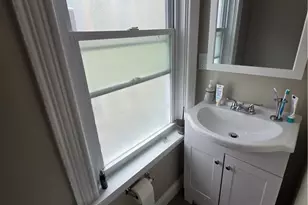 45 Carrington Ave, Providence, RI 02906 - Photo 17
