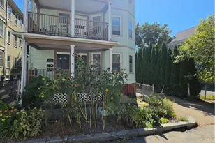 45 Carrington Ave, Providence, RI 02906 - Photo 1