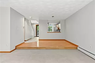 7 Wake Robin Rd, Lincoln, RI 02865 - Photo 7