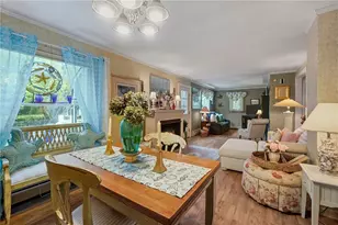 4 Melbourne Dr, Narragansett, RI 02882 - Photo 11