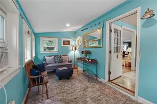 4 Melbourne Dr, Narragansett, RI 02882 - Photo 7