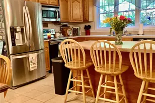 163 Lake Washington Dr, Glocester, RI 02814 - Photo 5