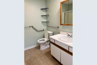 728 Beverage Hill Avenue #8, Pawtucket, RI 02861 - Photo 3