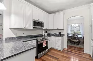 31 Butterfly Dr, Westerly, RI 02891 - Photo 5