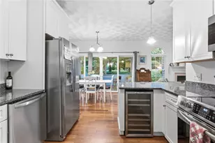 31 Butterfly Dr, Westerly, RI 02891 - Photo 3