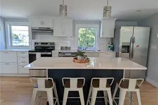 543 Park Ave, Portsmouth, RI 02871 - Photo 5