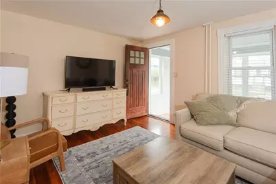 18 Almy Street, Newport, RI 02840 - Photo 7