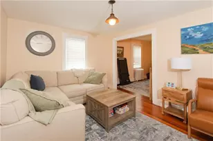 18 Almy St, Newport, RI 02840 - Photo 5