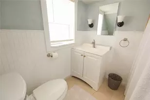 18 Almy St, Newport, RI 02840 - Photo 11