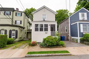 18 Almy St, Newport, RI 02840 - Photo 1
