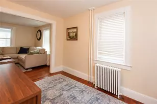18 Almy St, Newport, RI 02840 - Photo 7