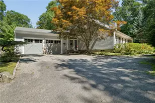 24 Constellation Ct, Jamestown, RI 02835 - Photo 3