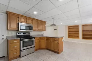 24 Tacoma St, Cranston, RI 02920 - Photo 27