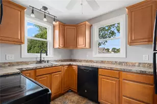 265 Adams St, Warwick, RI 02888 - Photo 3