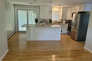 25 Marian Ave, Narragansett, RI 02882 - Photo 3