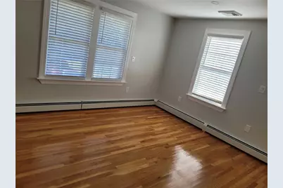 25 Marian Avenue, Narragansett, RI 02882 - Photo 5