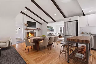 25 Stoneham St St, Cranston, RI 02920 - Photo 13