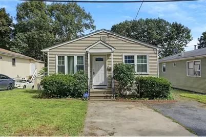 29 Stillwater Avenue, Providence, RI 02908 - Photo 1