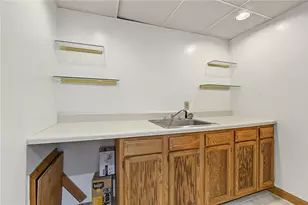 29 Stillwater Ave, Providence, RI 02908 - Photo 21