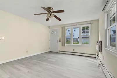 29 Stillwater Avenue, Providence, RI 02908 - Photo 19