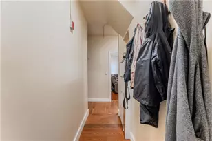 91 Laura St, Providence, RI 02907 - Photo 13