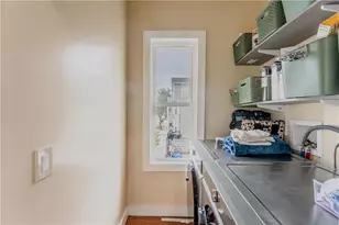 91 Laura St, Providence, RI 02907 - Photo 21