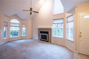 626 Smithfield Rd, North Providence, RI 02904 - Photo 7
