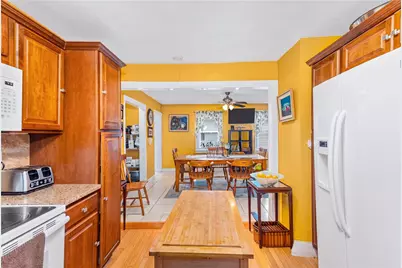 39 Bolton Avenue, Providence, RI 02908 - Photo 21