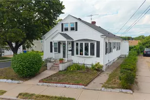 39 Bolton Ave, Providence, RI 02908 - Photo 1