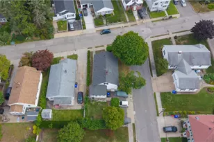 39 Bolton Ave, Providence, RI 02908 - Photo 11