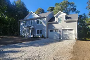 1015 E Shore Rd, Jamestown, RI 02835 - Photo 3