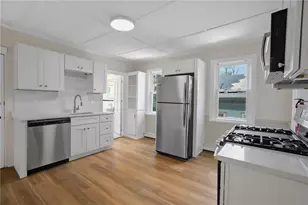 97 Jenkins St, Providence, RI 02906 - Photo 27