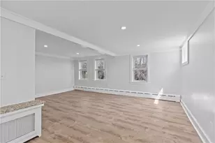 37 Lee Ave, Newport, RI 02840 - Photo 5