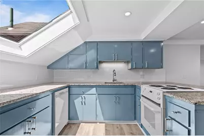 37 Lee Avenue #3, Newport, RI 02840 - Photo 7