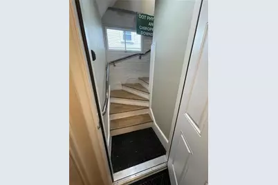 390 Broadway #lower, Providence, RI 02909 - Photo 3