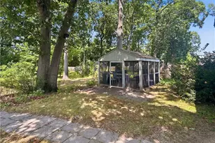 131 Welfare Ave, Warwick, RI 02888 - Photo 5