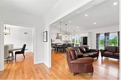 1341 Central Avenue, Johnston, RI 02919 - Photo 9