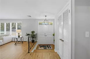 27 W River Pkwy, North Providence, RI 02904 - Photo 7