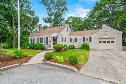 110 Ausdale Road, Cranston, RI 02910 - Photo 3