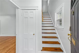 110 Ausdale Rd, Cranston, RI 02910 - Photo 5