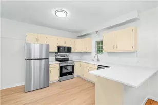 110 Ausdale Rd, Cranston, RI 02910 - Photo 13