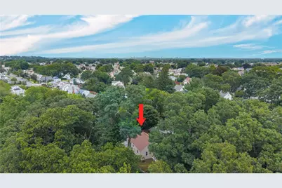 110 Ausdale Road, Cranston, RI 02910 - Photo 31
