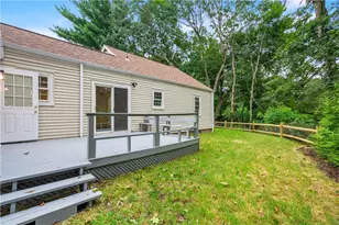 110 Ausdale Rd, Cranston, RI 02910 - Photo 29