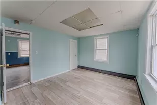 190 Manton Ave, Providence, RI 02909 - Photo 3