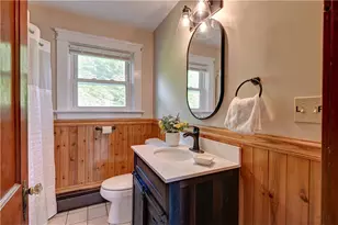 222 Peckham Ave, Middletown, RI 02842 - Photo 19