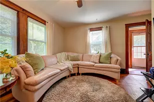 222 Peckham Ave, Middletown, RI 02842 - Photo 9
