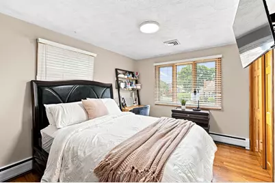 5 Kent Avenue, East Providence, RI 02914 - Photo 31