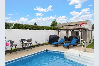 5 Kent Avenue, East Providence, RI 02914 - Photo 9
